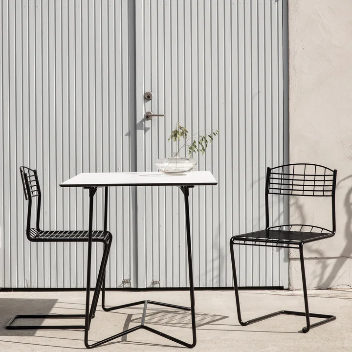 Grythyttan - Table de jardin High Tech 110 x 70 cm, blanc / noir