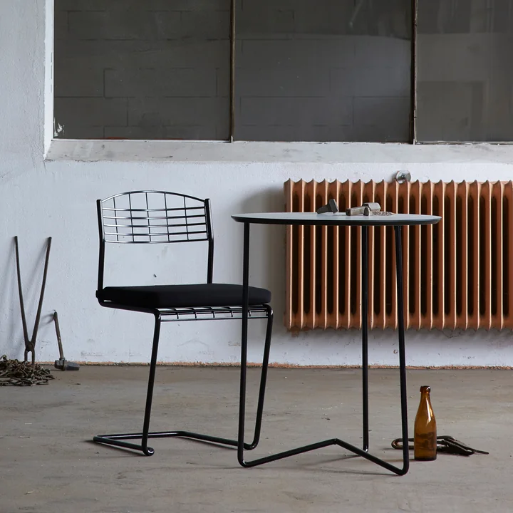 Grythyttan - Table de jardin High Tech Ø 60 cm, blanc / noir