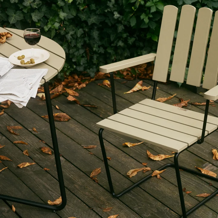 Grythyttan - A2 Fauteuil de jardin, chêne verni vert clair / noir