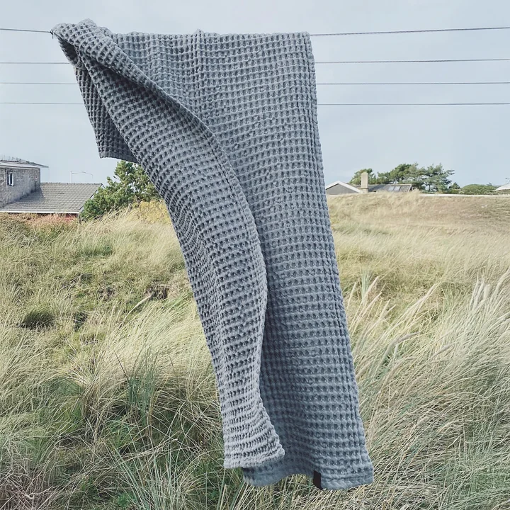 Le drap de bain à structure gaufrée de Humdakin, 70 x 135 cm, stone