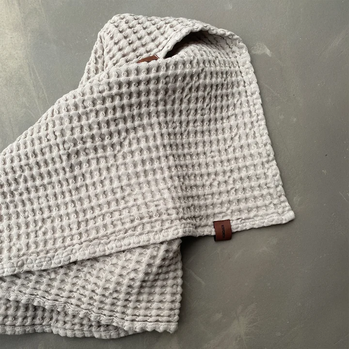 Le drap de bain gaufré de Humdakin, 70 x 135 cm, light stone