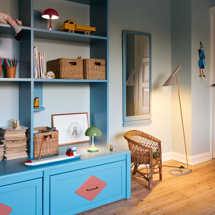 Panthella 160 Portable V3 Lampe de table à LED rechargeable, opaque bordeaux de Louis Poulsen