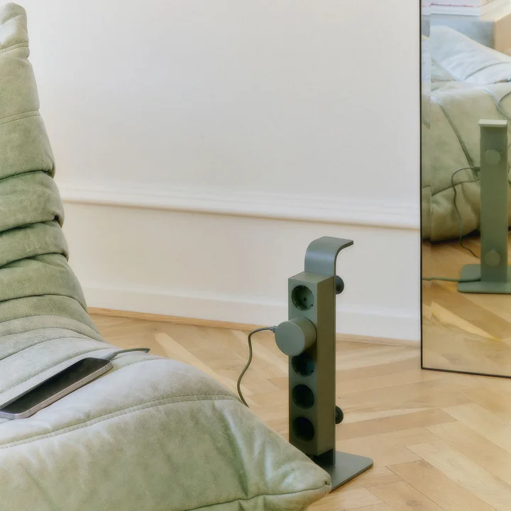 Pedestal - Tour de force