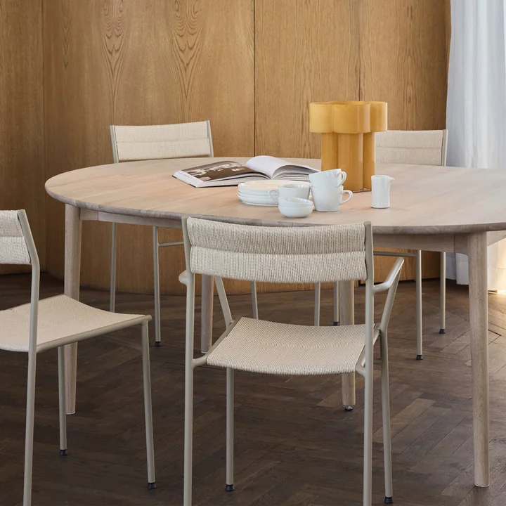 Northern - Expand Table de salle à manger Ø 140 cm, chêne clair huilé, chaise Vev, gris beige / naturel