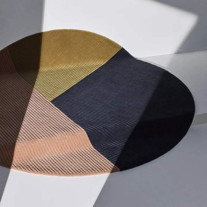 Northern - Row tapis de laine, Ø 200 cm, caviar, tuscany, tapenade