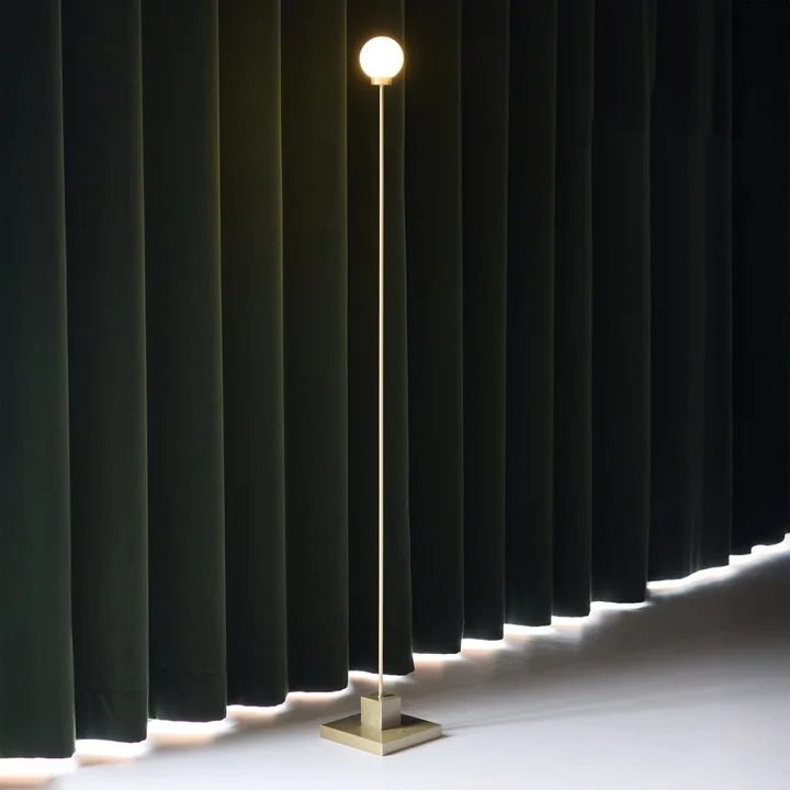 Northern - Snowball LED Lampadaire avec batterie, laiton