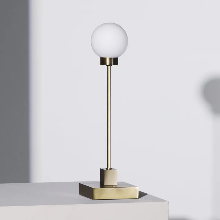 Northern - Snowball LED lampe de table avec batterie, laiton