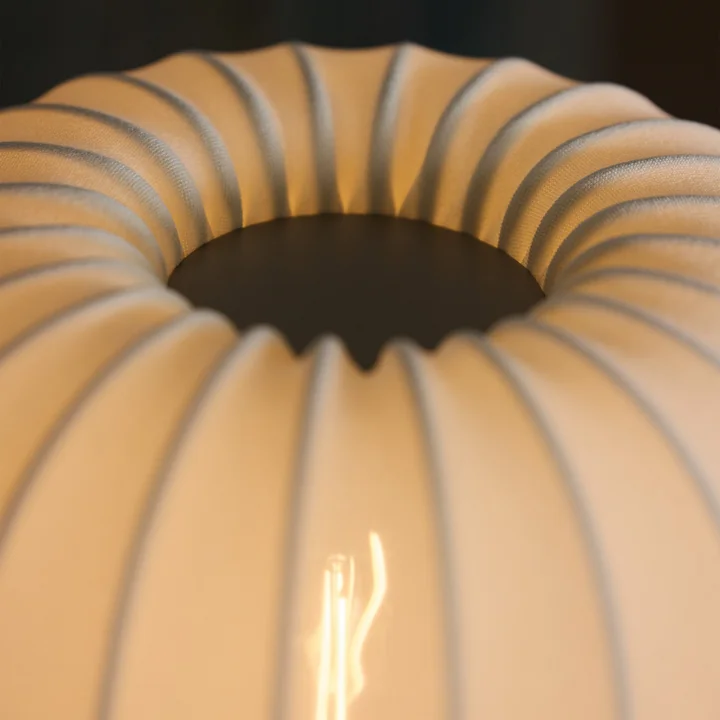 Northern - Tradition lampe de table, Ø 29 cm / H 39 cm, blanc cassé / gris-beige