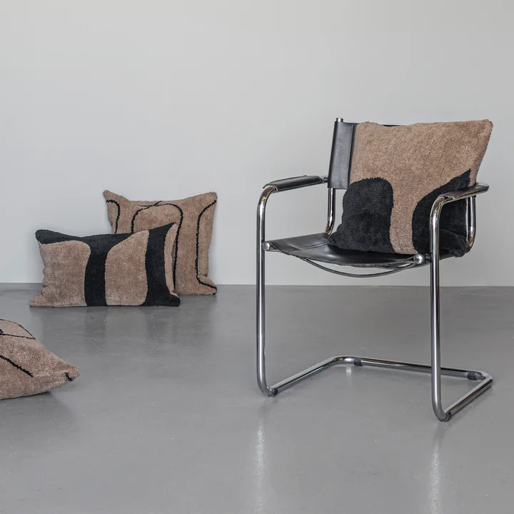 Mette Ditmer - Figura Taie d'oreiller, tuftée, marron