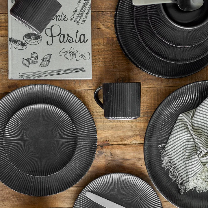 Bloomingville - Neri Set de vaisselle 12 pcs., noir