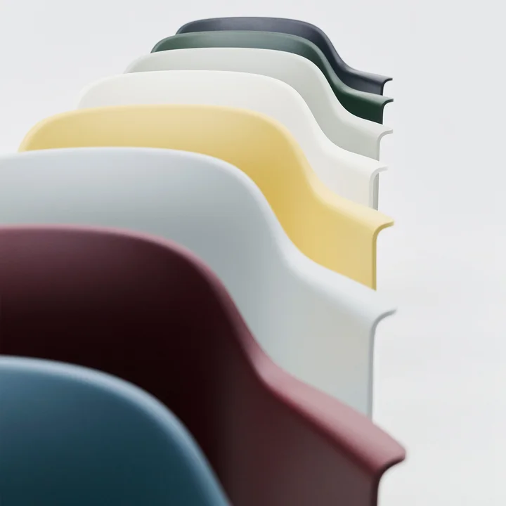 HAY - Layout 211 Chaises avec accoudoirs