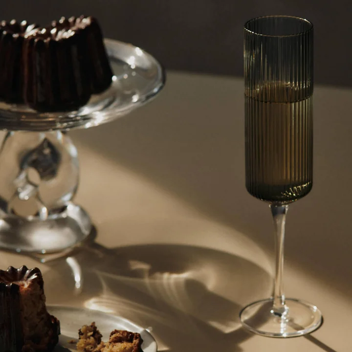 Ferm Living - Ripple Flûte à champagne, smoked grey