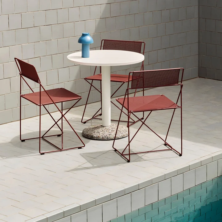 X-Line Chaise, Outdoor, iron red de HAY