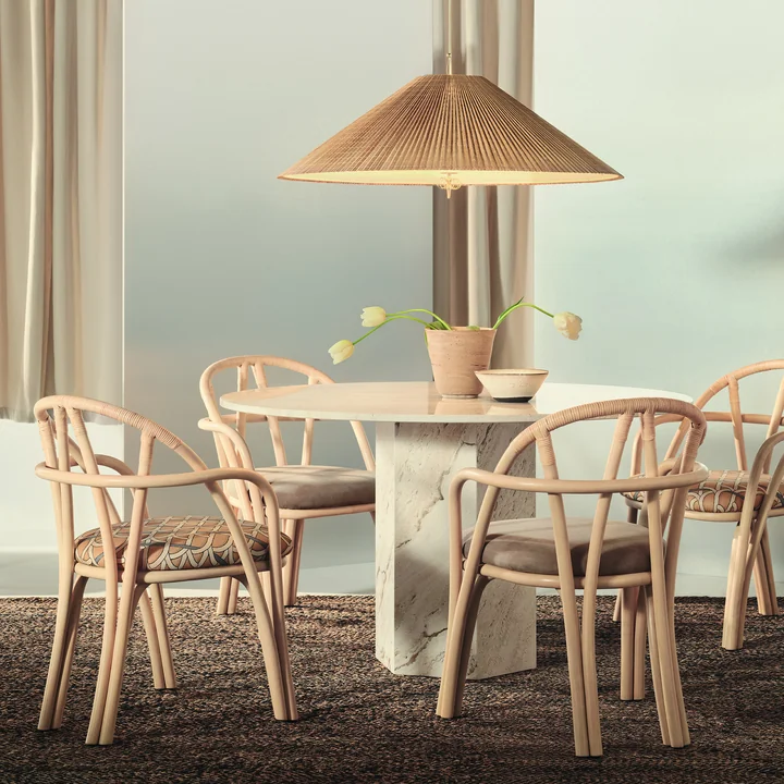 Gubi - Bistra Chaise avec accoudoirs