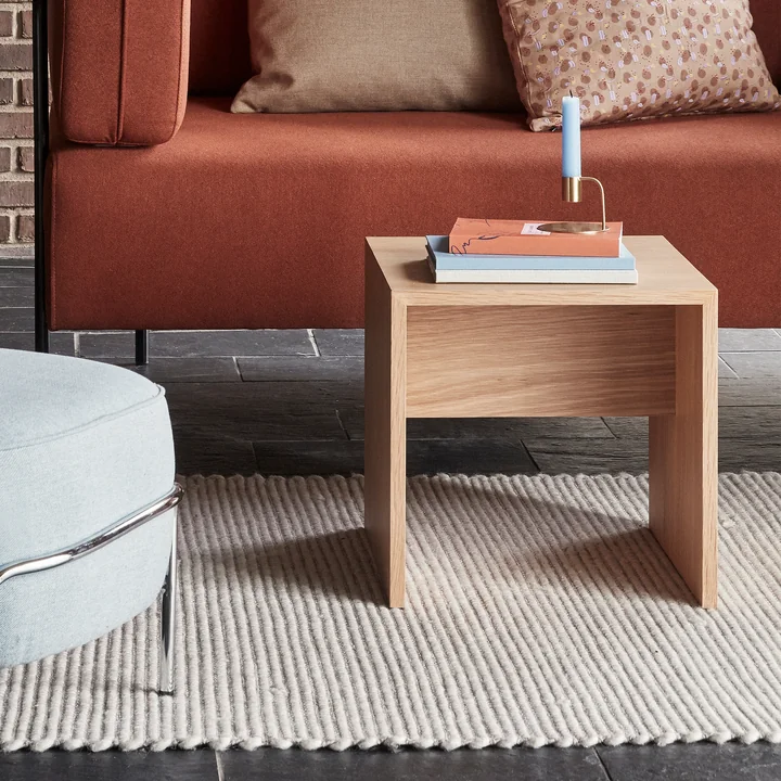 Hübsch Interior - Less Table d'appoint, 42 x 42 cm, chêne naturel