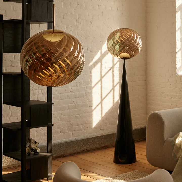 Tom Dixon - Whirl Cone Fat LED Lampadaire, or / noir