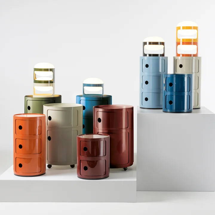 Kartell - New Big Componibili Container et KD28 Lampes de table