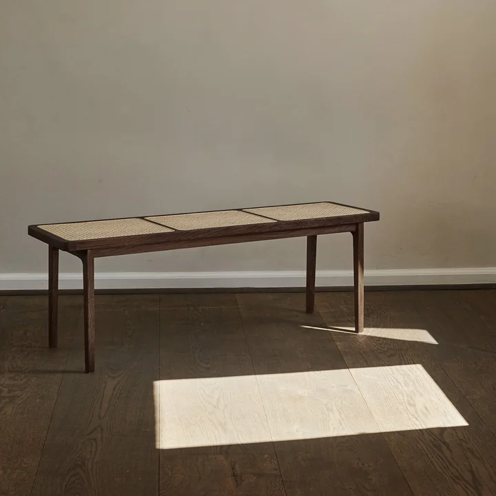 Norr11 - Le Roi Banc avec cannage, frêne fumé foncé