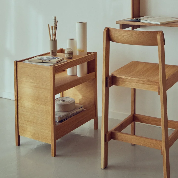 Form & Refine - Journal Table d'appoint, chêne naturel