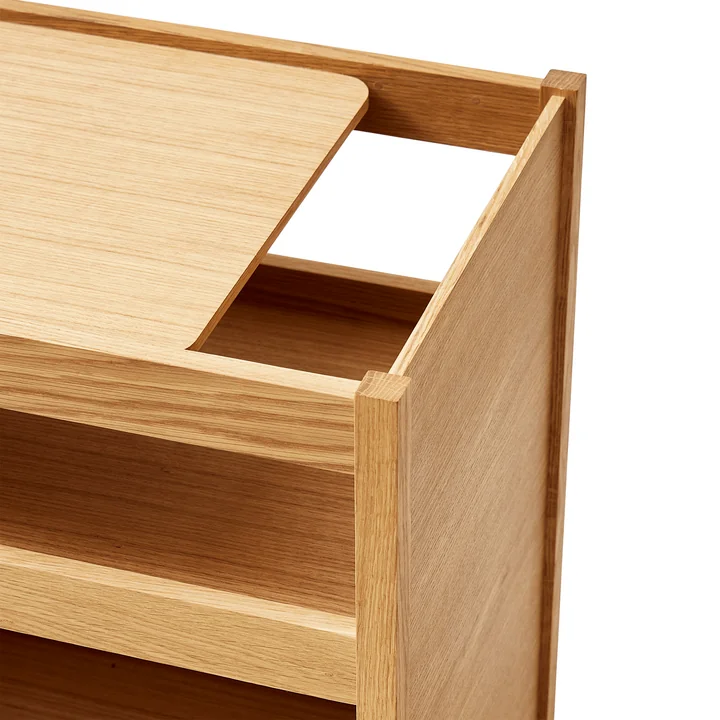 Form & Refine - Journal Table d'appoint, chêne naturel