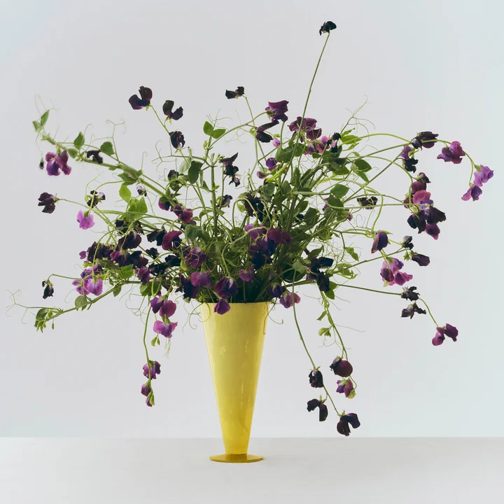 HAY - Conical Vase L, Ø 12 x H 26 cm, jaune et vert lime