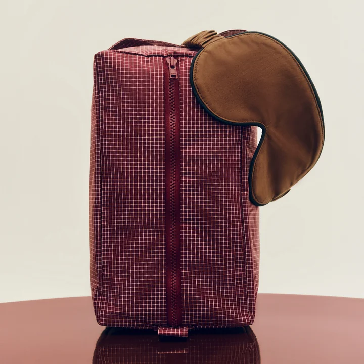 HAY - Grid Wash Bag M, bourgogne