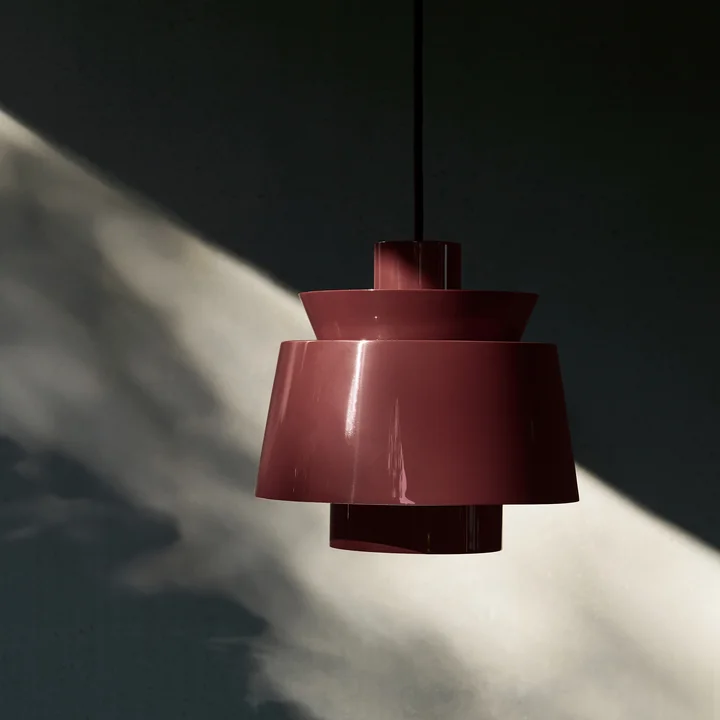 & Tradition - Utzon Lampe suspendue JU1, dark burgundy