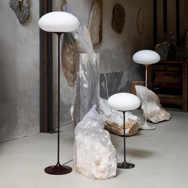 Gubi - Stemlite Lampes sur pied et lampes de table