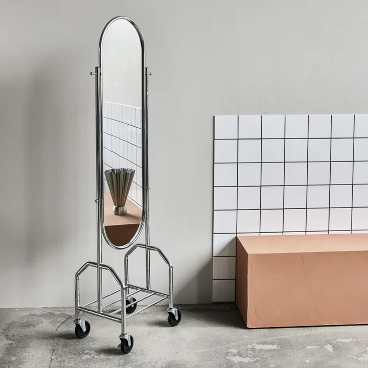 House Doctor - Image Miroir sur pied à roulettes, argent