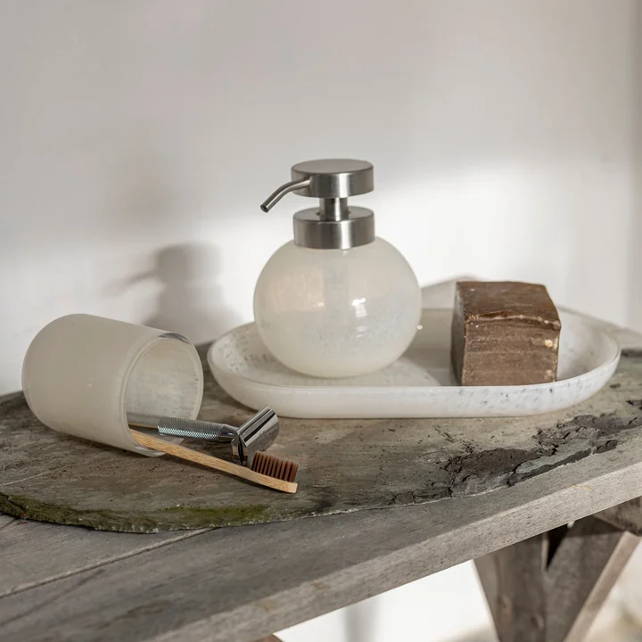 Mette Ditmer - OPAL Collection, lin