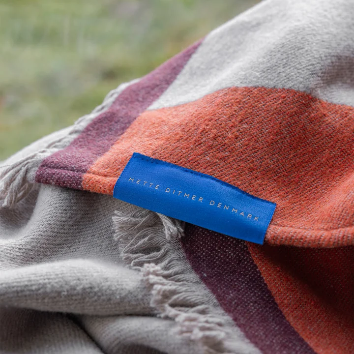 Mette Ditmer - Studio Couverture, 130 x 175 cm, orange