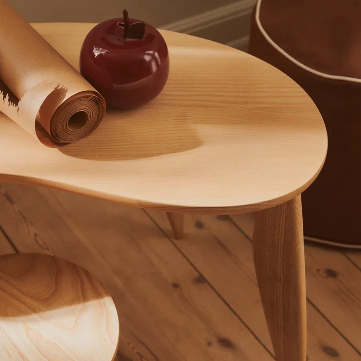 Ferm Living - Feve Table pour enfants, 79 x 40,5 cm, frêne naturel