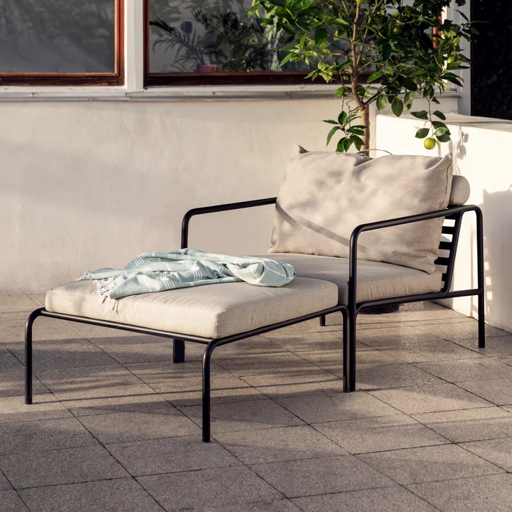 HOUE - AVON Chaise et ottoman, noir / cendre