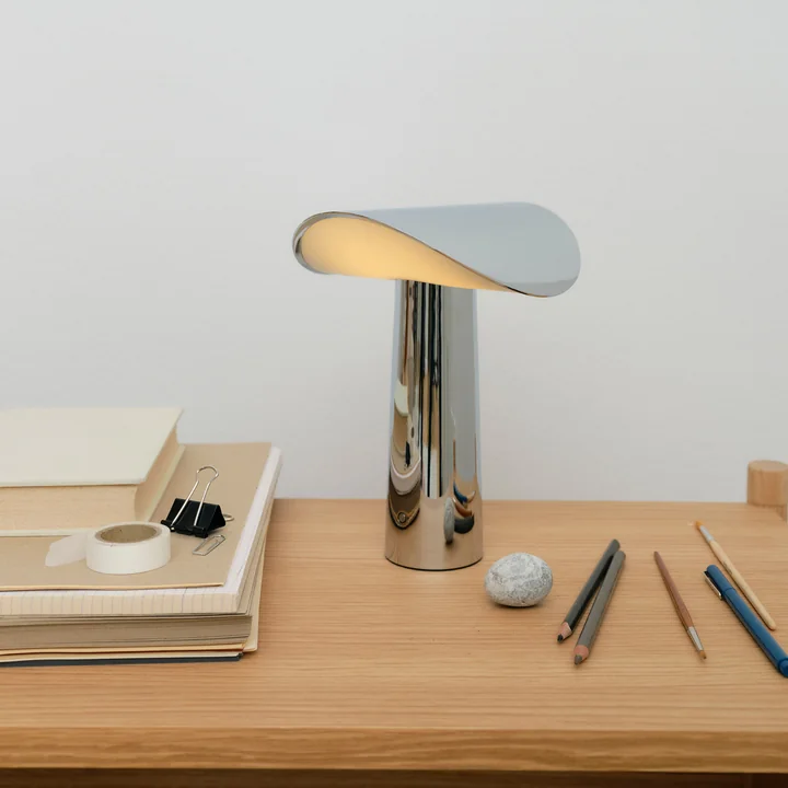 Gejst - LIUM lampe de table portable Chrome