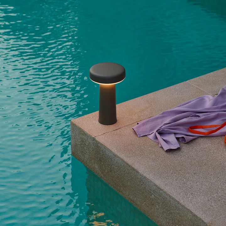 Muuto - Ease Portable LED Outdoor Lampe à batterie, noir