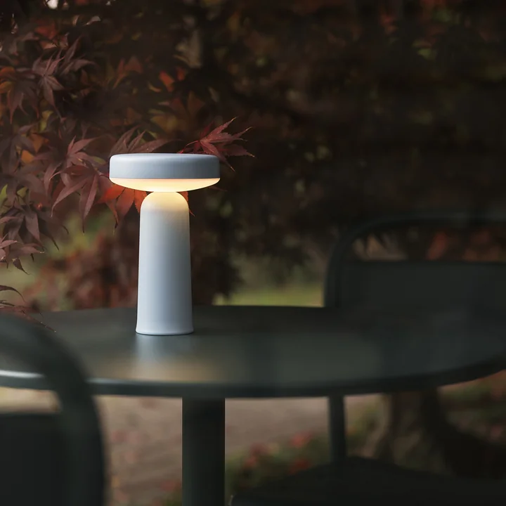 Muuto - Ease Portable LED Outdoor Lampe à batterie, bleu clair
