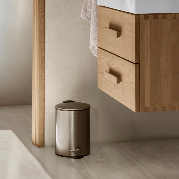 Blomus - Poubelle « Tubo » 3 L, en laiton