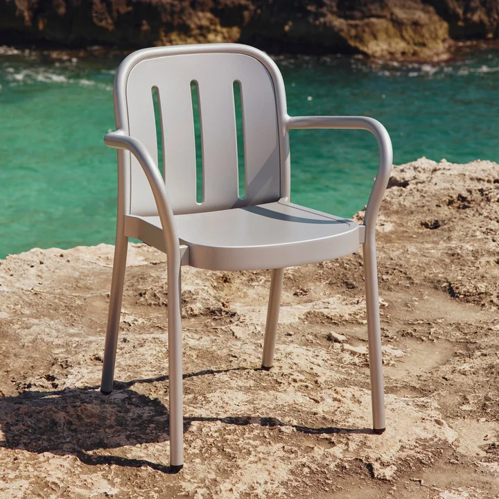 HAY - Fauteuil à accoudoirs « Deville », d'extérieur, gris argenté