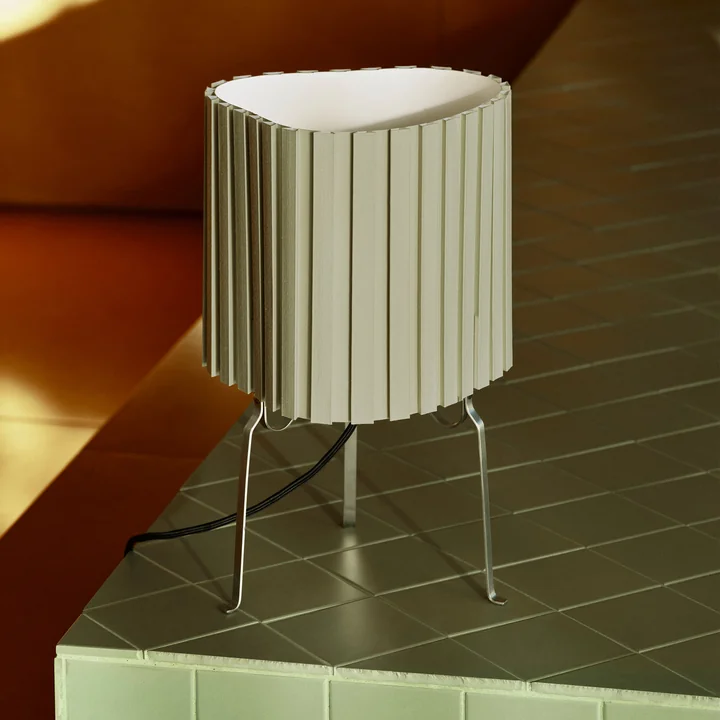 HAY - Lampe de table « Canelé » 370, vert amande