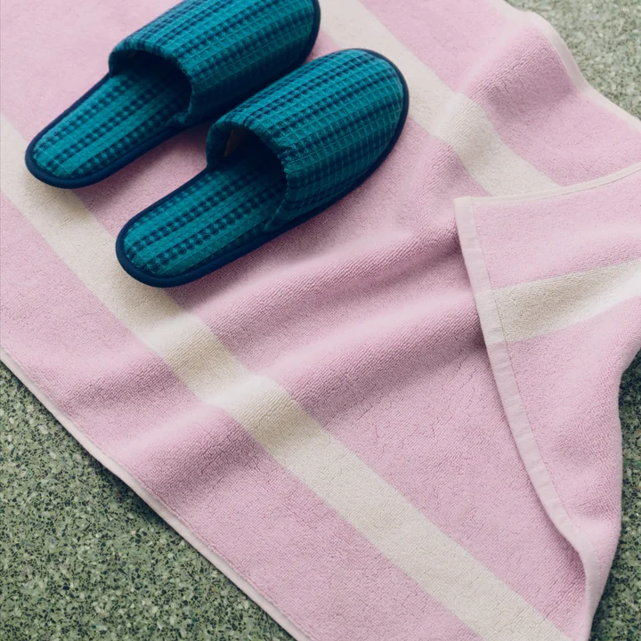 HAY - Tapis de bain « Stripe », 50 x 80 cm, rose vif