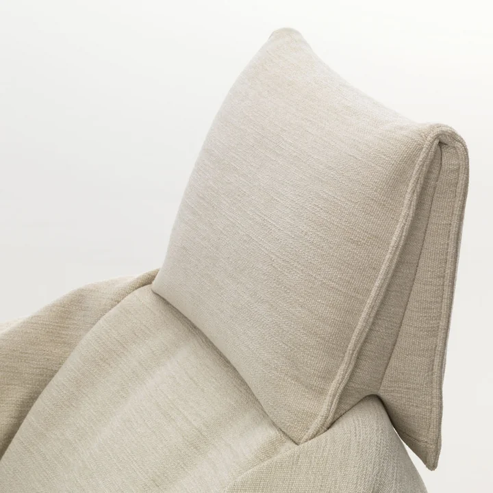 Vitra - Highback Bascule, châssis à 4 branches en aluminium couleur craie, revêtement F80 Iroko crème
